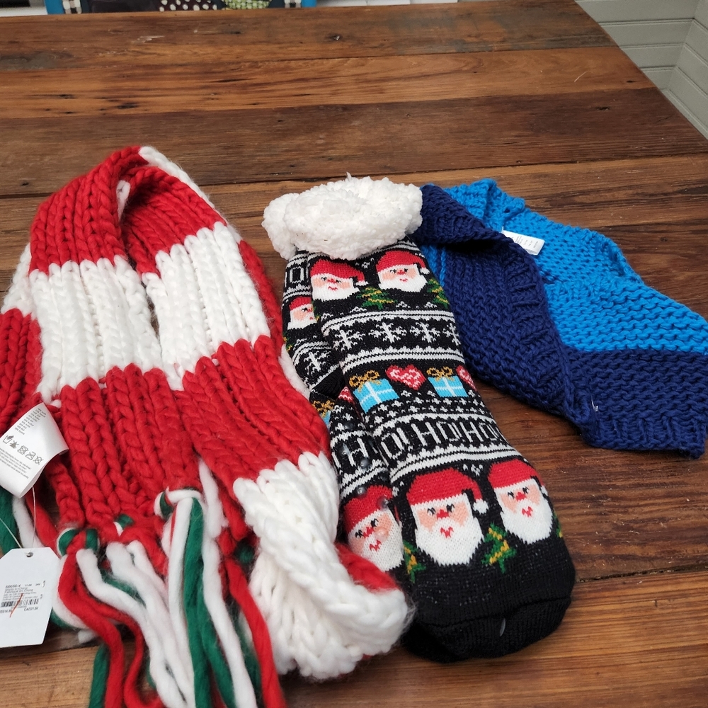 CHRISTMAS SCARF CHRISTMAS SOCKS AND BLUE KNITTED SCARF